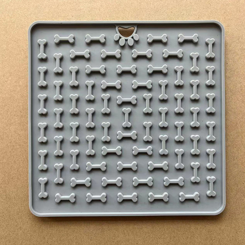 Silicone Lick Mat for Dogs & Cats – Slow Feeder & Anxiety Relief